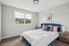 Brentwood U9 I Cozy & Comfy I 2bd I Free Parking